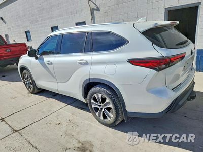 Drugie zdjęcie samochodu z przodu: 2021 TOYOTA HIGHLANDER XLE VIN:5TDGZRBHXMS549459 - miniatura