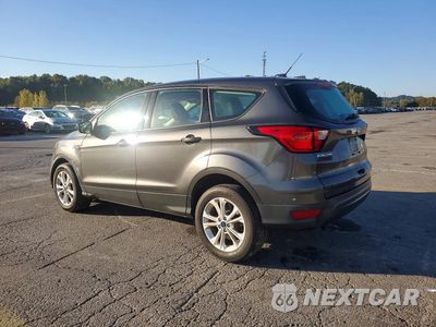 Drugie zdjęcie samochodu z przodu: 2019 FORD ESCAPE S VIN:1FMCU0F74KUC23235 - miniatura