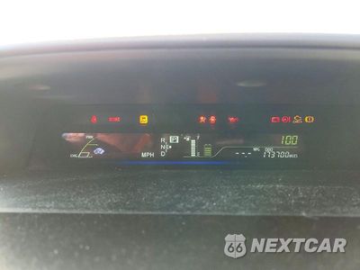 Zdjęcie 9 z 12 samochodu: 2013 TOYOTA PRIUS V THREE VIN:JTDZN3EU7D3235375 - miniatura
