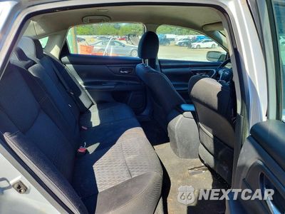 Zdjęcie 10 z 12 samochodu: 2016 NISSAN ALTIMA 2.5 S VIN:1N4AL3AP5GN350283 - miniatura