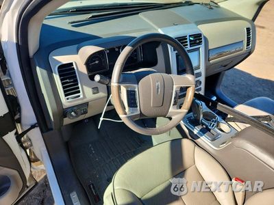 Zdjęcie 8 z 12 samochodu: 2009 LINCOLN MKX VIN:2LMDU68C59BJ08309 - miniatura