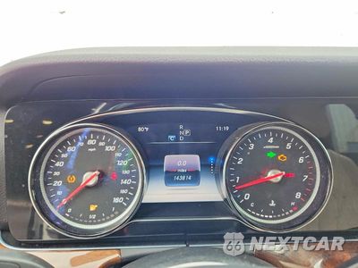 Zdjęcie 9 z 12 samochodu: 2018 MERCEDES-BENZ E 300 VIN:WDDZF4JB4JA404952 - miniatura