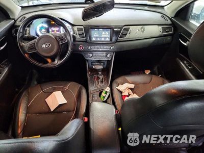 Zdjęcie 8 z 13 samochodu: 2019 KIA NIRO EX VIN:KNDCC3LC1K5343126 - miniatura