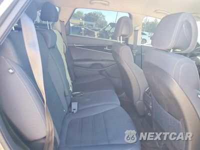 Zdjęcie 11 z 13 samochodu: 2016 KIA SORENTO L VIN:5XYPG4A39GG035781 - miniatura