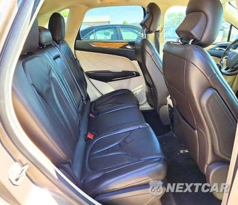 Zdjęcie 11 z 13 samochodu: 2016 LINCOLN MKC SELECT VIN:5LMCJ2D96GUJ30570 - miniatura