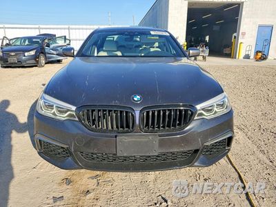 Piąte zdjęcie samochodu w środku: 2020 BMW M550XI VIN:WBAJS7C01LBN96907 - miniatura