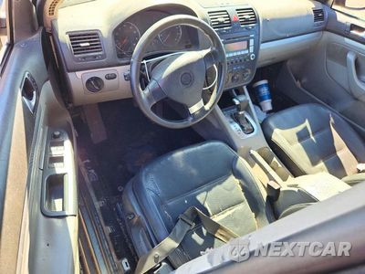 Zdjęcie 8 z 12 samochodu: 2008 VOLKSWAGEN JETTA SE VIN:3VWRM71K28M136415 - miniatura