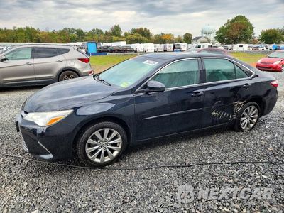 2017 TOYOTA CAMRY XLE 4T1BF1FK8HU743785 - główne zdjęcie licytacji z USA - miniatura