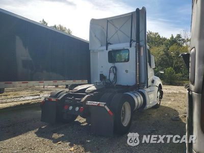 Trzecie zdjęcie samochodu z tyłu: 2015 KENWORTH T680 SEMI TRUCK VIN:1XKYA48X2FJ462463 - miniatura