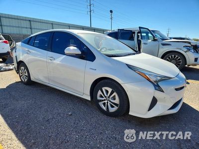 Czwarte zdjęcie samochodu z boku: 2017 TOYOTA PRIUS TWO VIN:JTDKBRFUXH3046561 - miniatura