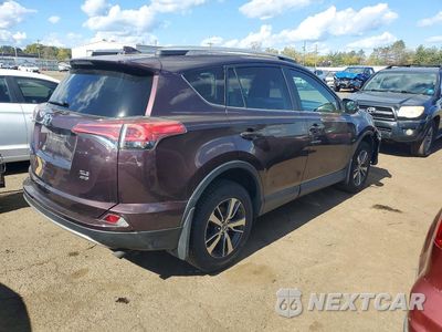 Trzecie zdjęcie samochodu z tyłu: 2017 TOYOTA RAV4 XLE VIN:2T3RFREV2HW635369 - miniatura
