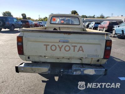 Zdjęcie 6 z 12 samochodu: 1983 TOYOTA PICKUP 1/2 TON RN44 VIN:JT4RN44D2D1158045 - miniatura