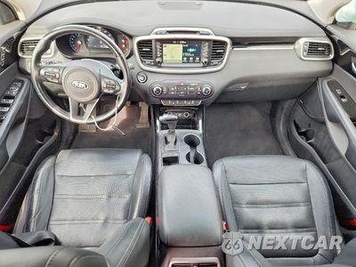 Zdjęcie 8 z 14 samochodu: 2017 KIA SORENTO SX V6 VIN:5XYPKDA55HG224865 - miniatura