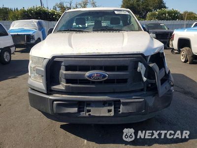 Piąte zdjęcie samochodu w środku: 2015 FORD F150 VIN:1FTMF1C8XFKD51096 - miniatura