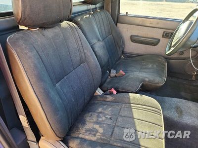 Zdjęcie 10 z 12 samochodu: 1995 TOYOTA TACOMA BASE VIN:4TAUN41B6SZ039079 - miniatura