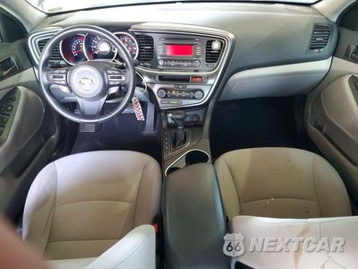 Zdjęcie 8 z 12 samochodu: 2015 KIA OPTIMA LX VIN:KNAGM4A74F5634491 - miniatura