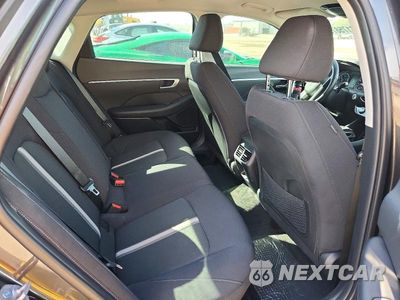 Zdjęcie 10 z 12 samochodu: 2023 HYUNDAI SONATA HYBRID SEL VIN:KMHL34JJXPA078806 - miniatura