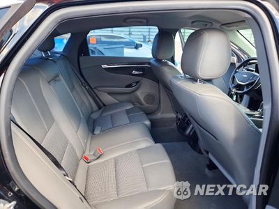 Zdjęcie 10 z 12 samochodu: 2018 CHEVROLET IMPALA LT VIN:2G1105S32J9129561 - miniatura