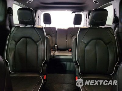 Zdjęcie 10 z 13 samochodu: 2027 CHRYSLER PACIFICA LIMITED VIN:2C4RC1GG6VR561064 - miniatura