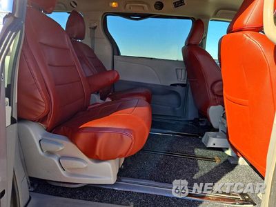 Zdjęcie 11 z 13 samochodu: 2014 TOYOTA SIENNA LE VIN:5TDJK3DC3ES089927 - miniatura