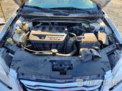 Zdjęcie 11 z 12 samochodu: 2013 CHRYSLER 200 TOURING VIN:1C3BCBEB5DN512016 - miniatura