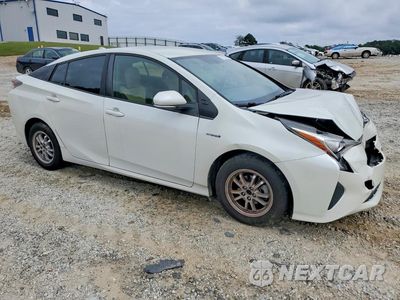Czwarte zdjęcie samochodu z boku: 2016 TOYOTA PRIUS TWO VIN:JTDKBRFU3G3509350 - miniatura