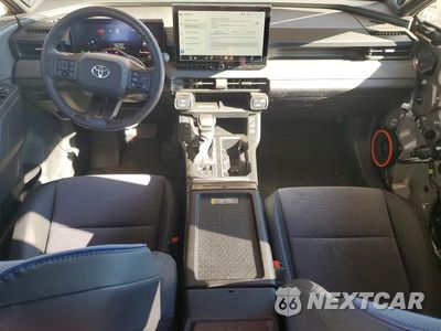 Zdjęcie 8 z 14 samochodu: 2026 TOYOTA RAV4 PLUG-IN HYBRID XSE VIN:JTM7ERAV8TJ001474 - miniatura