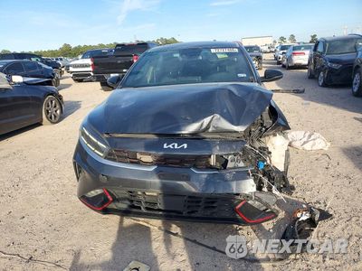 Piąte zdjęcie samochodu w środku: 2024 KIA FORTE GT VIN:3KPF44AC8RE756338 - miniatura