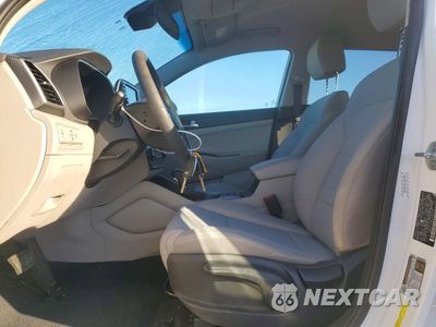 Zdjęcie 7 z 14 samochodu: 2020 HYUNDAI TUCSON SE VIN:KM8J2CA46LU254709 - miniatura