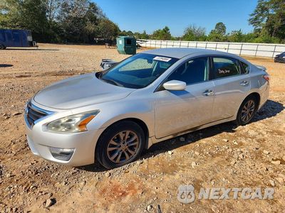 2015 NISSAN ALTIMA 2.5 S 1N4AL3AP9FC576059 - główne zdjęcie licytacji z USA - miniatura