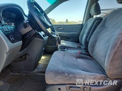 Zdjęcie 7 z 13 samochodu: 2002 HONDA ODYSSEY EX VIN:5FNRL18672B020926 - miniatura