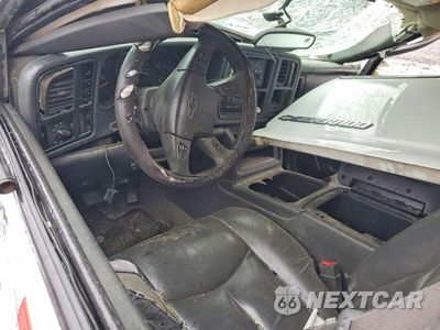 Zdjęcie 8 z 12 samochodu: 2005 CHEVROLET SILVERADO K2500 HEAVY DUTY VIN:1GCHK23295F808678 - miniatura
