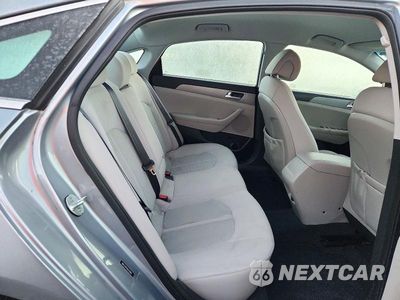 Zdjęcie 10 z 13 samochodu: 2016 HYUNDAI SONATA SE VIN:5NPE24AF9GH310087 - miniatura