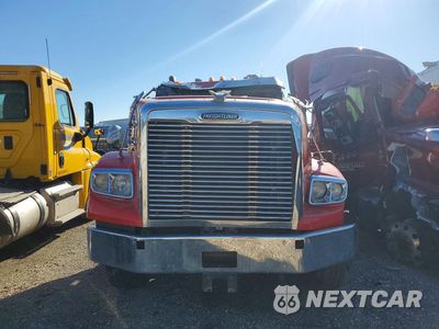 Piąte zdjęcie samochodu w środku: 2012 FREIGHTLINER CORONADO SD122 SEMI TRUCK VIN:1FUJGNBG7CDBR1755 - miniatura