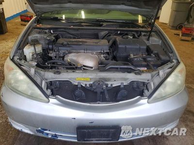 Zdjęcie 11 z 12 samochodu: 2004 TOYOTA CAMRY LE VIN:4T1BE30K84U286171 - miniatura