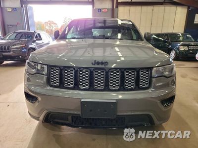 Piąte zdjęcie samochodu w środku: 2020 JEEP GRAND CHEROKEE LAREDO VIN:1C4RJFAG8LC293474 - miniatura