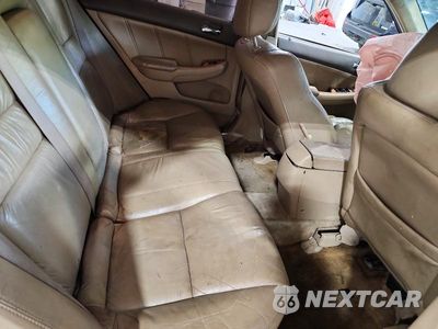 Zdjęcie 10 z 11 samochodu: 2004 HONDA ACCORD EX VIN:1HGCM56814A140071 - miniatura