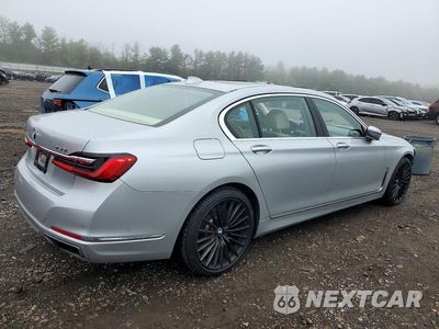 Trzecie zdjęcie samochodu z tyłu: 2020 BMW 750 XI VIN:WBA7U2C03LGM26672 - miniatura