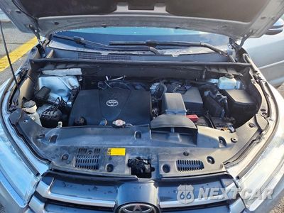 Zdjęcie 12 z 13 samochodu: 2019 TOYOTA HIGHLANDER LE VIN:5TDBZRFH2KS974529 - miniatura