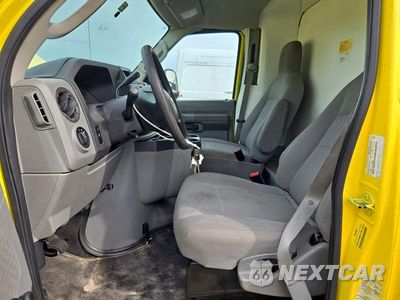 Zdjęcie 7 z 13 samochodu: 2018 FORD E350 BOX TRUCK VIN:1FDWE3F65JDC22404 - miniatura
