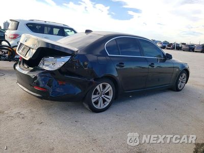 Trzecie zdjęcie samochodu z tyłu: 2010 BMW 528 I VIN:WBANU5C57AC460767 - miniatura