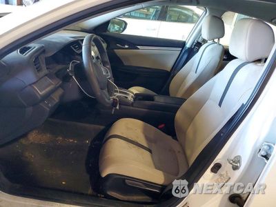 Zdjęcie 7 z 12 samochodu: 2018 HONDA CIVIC LX VIN:2HGFC2F55JH555900 - miniatura