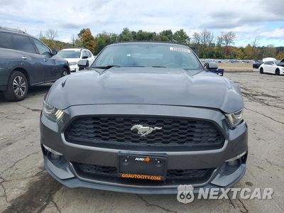 Piąte zdjęcie samochodu w środku: 2015 FORD MUSTANG VIN:1FATP8UHXF5396771 - miniatura