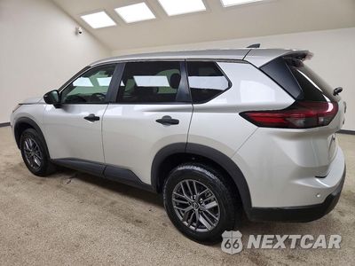 Drugie zdjęcie samochodu z przodu: 2024 NISSAN ROGUE S VIN:5N1BT3AB3RC759105 - miniatura