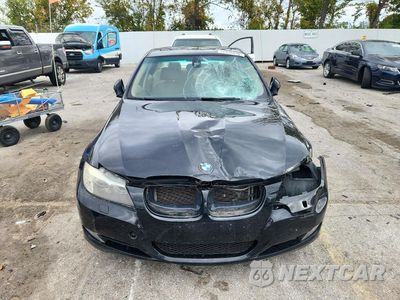 Piąte zdjęcie samochodu w środku: 2011 BMW 328 XI SULEV VIN:WBAPK5G50BNN31662 - miniatura