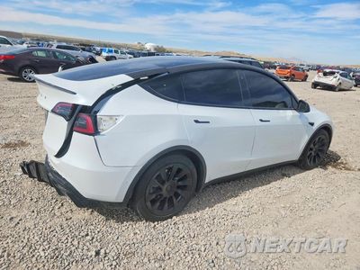 Trzecie zdjęcie samochodu z tyłu: 2022 TESLA MODEL Y VIN:7SAYGDEE7NF481516 - miniatura