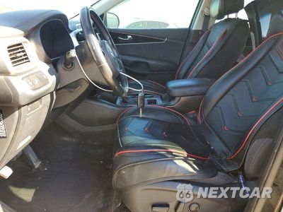 Zdjęcie 7 z 12 samochodu: 2017 KIA SORENTO LX V6 VIN:5XYPGDA56HG222494 - miniatura