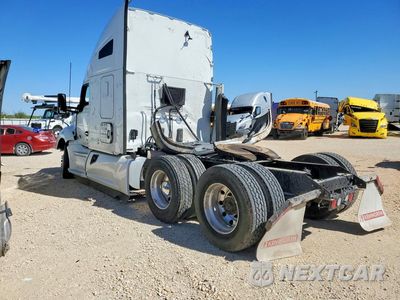 Drugie zdjęcie samochodu z przodu: 2022 KENWORTH T680 SEMI TRUCK VIN:1XKYD49X5NJ107422 - miniatura