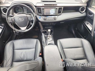 Zdjęcie 8 z 14 samochodu: 2017 TOYOTA RAV4 HV LIMITED VIN:JTMDJREV1HD134575 - miniatura