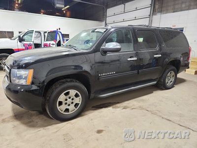 2014 CHEVROLET SUBURBAN K1500 LT 1GNSKJE74ER113717 - główne zdjęcie licytacji z USA - miniatura